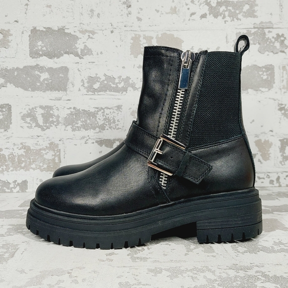 NEW Blondo Garnet Waterproof Biker Lug Sole Black Leather Moto Ankle Boot B614 - Picture 1 of 11